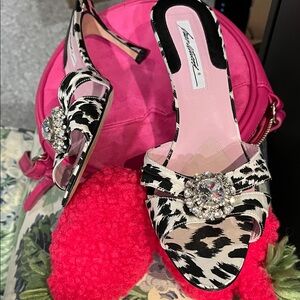 BRIANATWOOD made in Italy  size 40  animal print just to gorgeous!